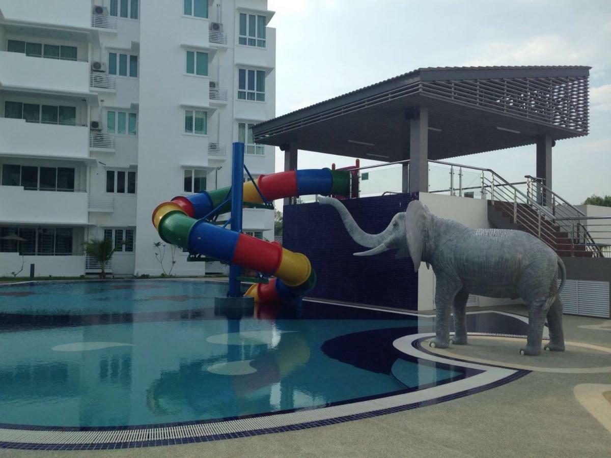 Homelite Resort Water Theme Park Condominium Miri Luaran gambar